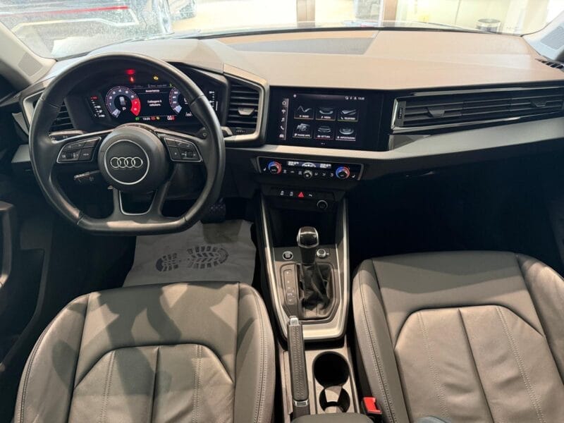 Audi A1 Sportback 1068 06