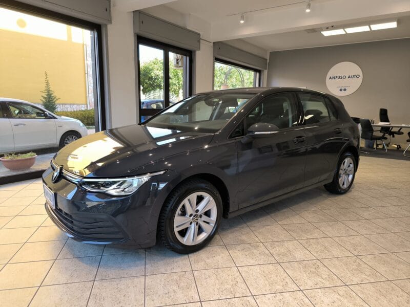 VW Golf 1041 22