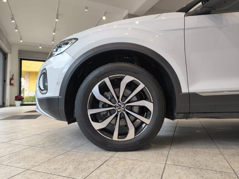 VW T-Roc 1085 14