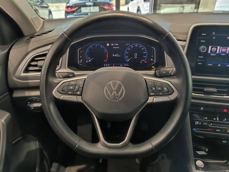VW T-Roc 1085 25