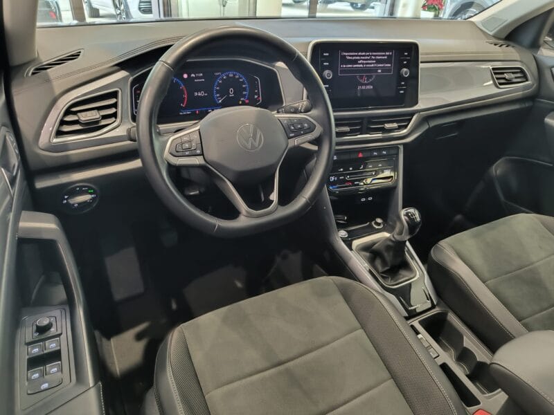 VW T-Roc 1085 28