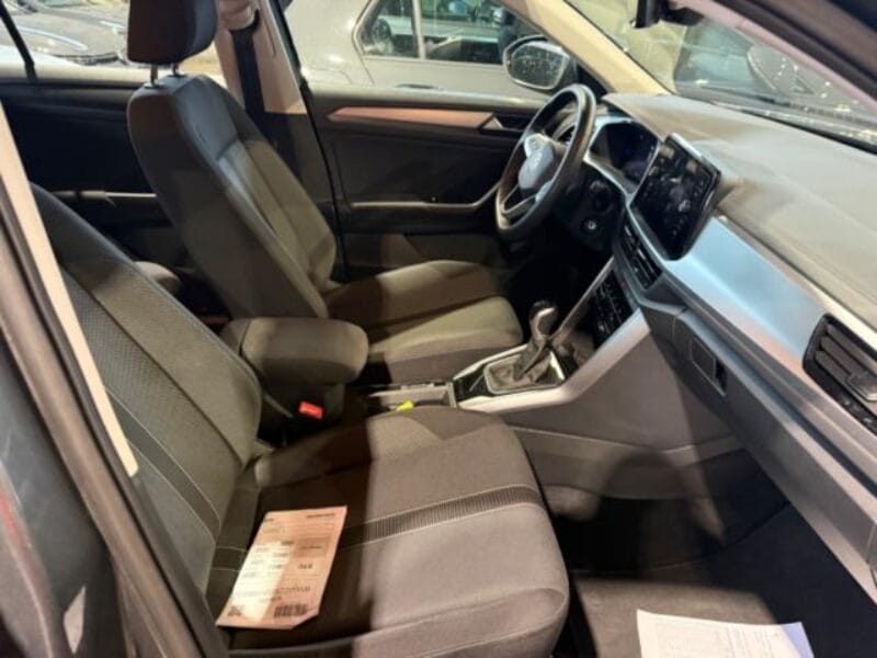 VW T-Roc 1094 08