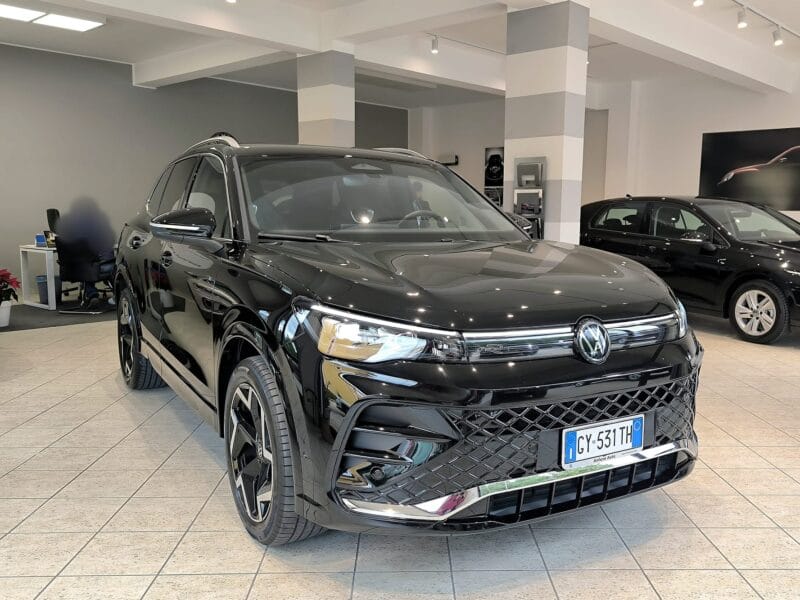 VW Tiguan 1107 19