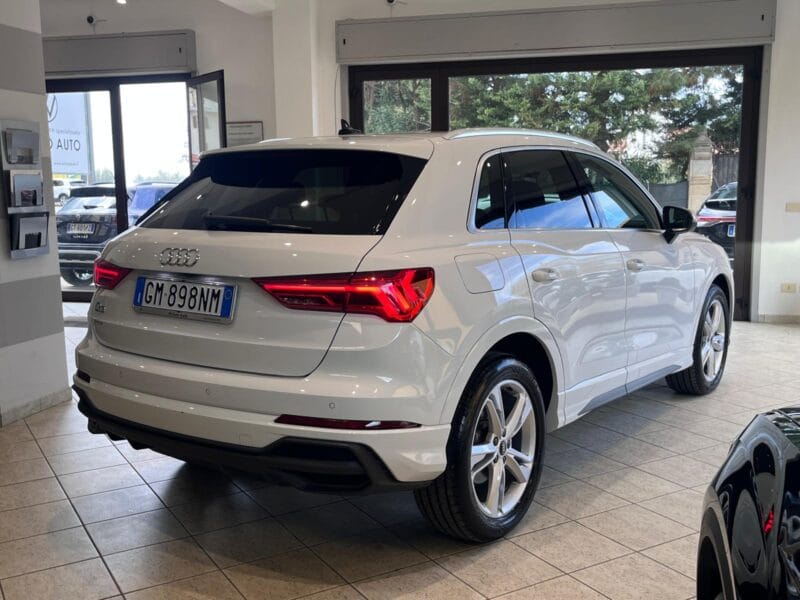 Audi Q3 1413 18