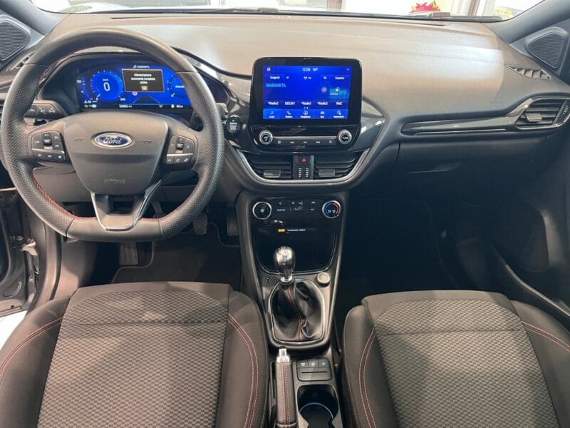 Ford Puma 1437 24