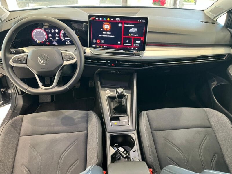 VW Golf 1694 07