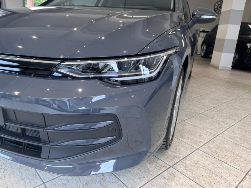 VW Golf 1694 24