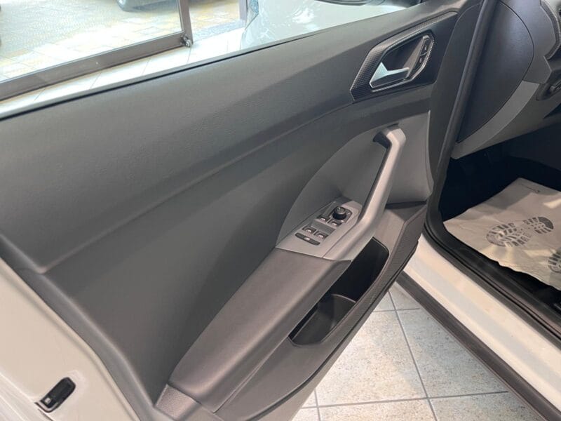 VW T-Cross 1446 40