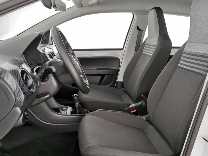 VW UP 1357 36
