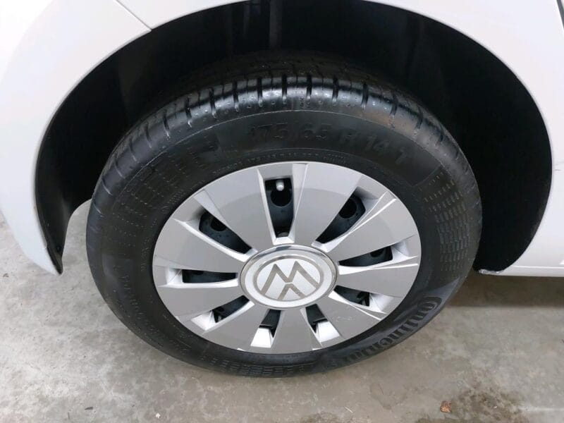 VW UP 1357 55