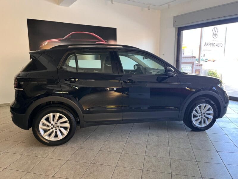 VW T-CROSS 1784 1788