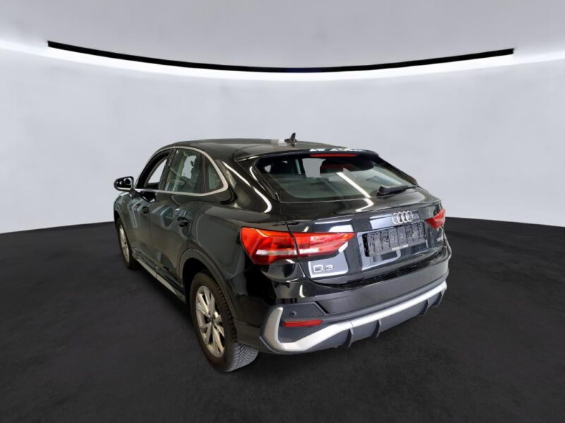 Audi Q3 Sportback 2205 2209