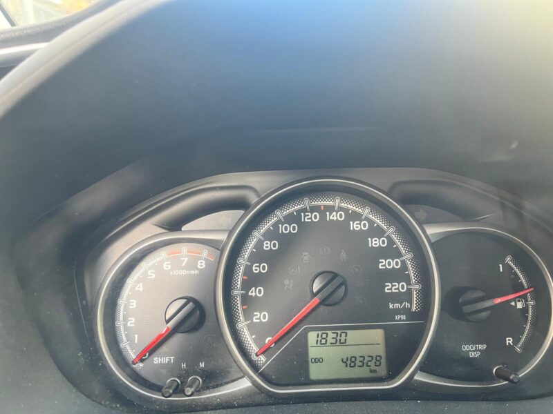 Toyota Yaris 2315 2317