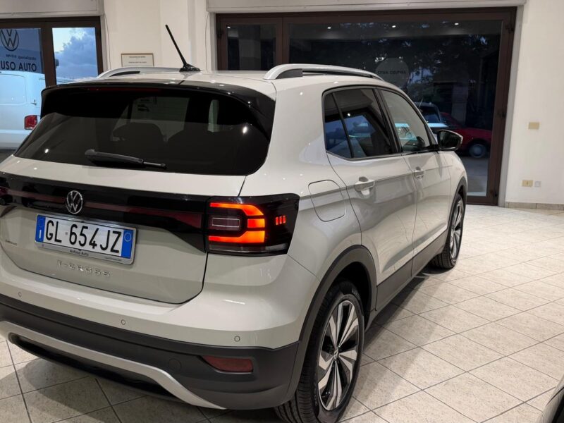 VW T-Cross 2273 2327